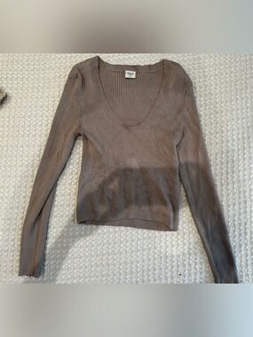 Abercrombie & Fitch Ribbed Scoop Neck Long Sleeve Top - Taupe
